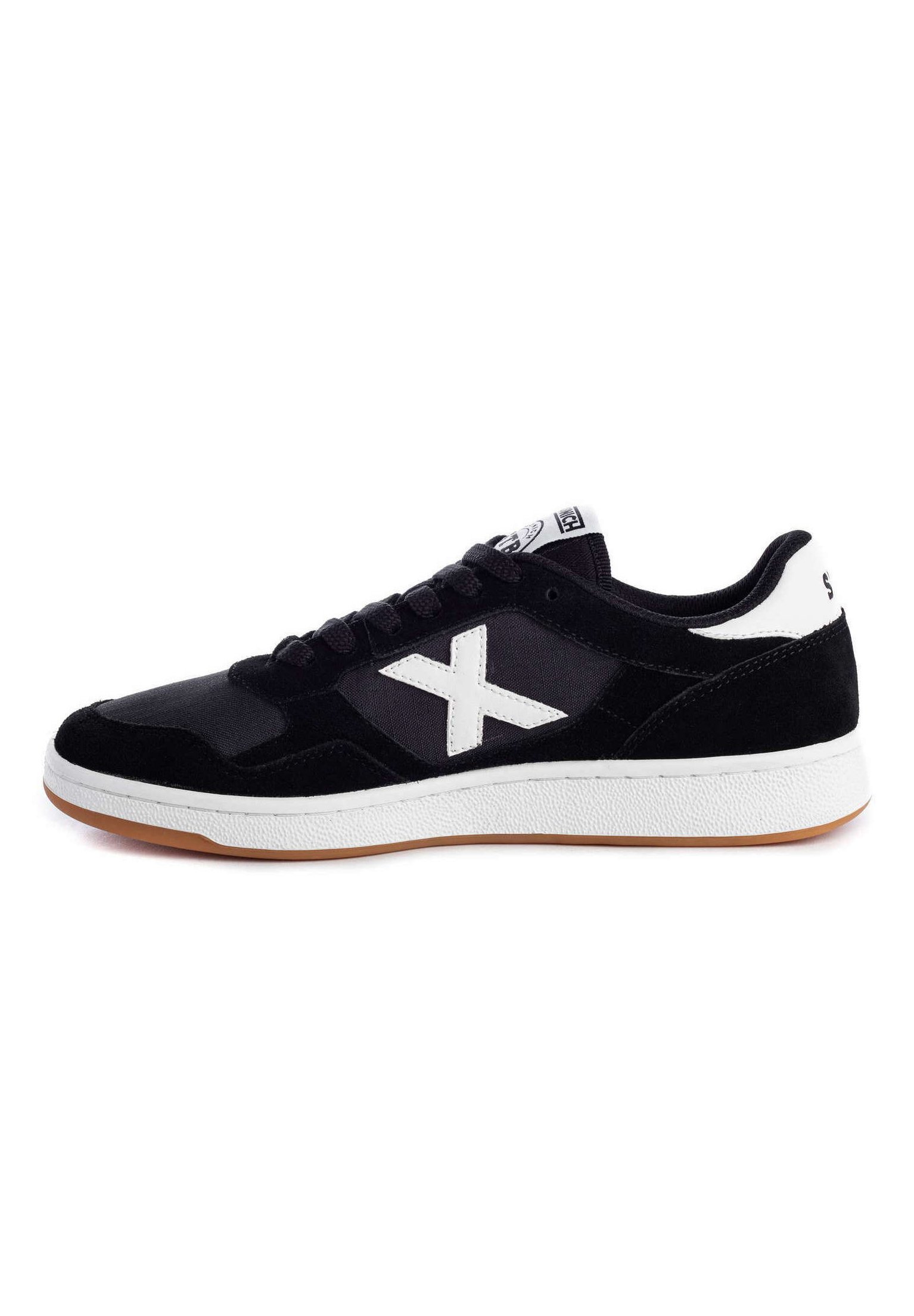 Munich ARROW - Zapatillas - black/white/negro - Zalando.es