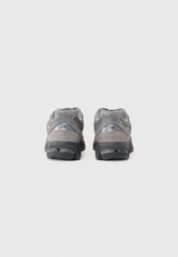 New Balance 2002 UNISEX - Sneaker low - castlerock