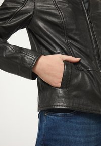 Mustang Leren jas - schwarz