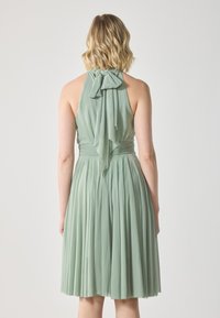 Thumbnail Image 3