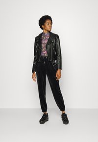 Karl Kani SIGNATURE TURTLE NECK - Camisola de manga comprida - black