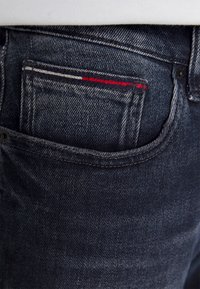 Tommy Jeans RYAN REGULAR STRAIGHT - Calças de ganga de perna direita - denim dark