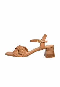 Väva läder-sandaler i tan-färg med öppen tå, justerbart vristband och blockklack med horisontella spår. Platt sula.