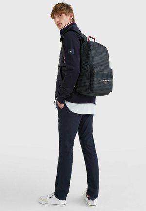 ESTABLISHED - Rucksack - desert sky