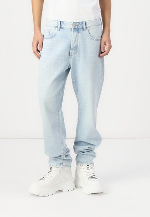 ONSCARL BALLOON  - Loose fit -farkut - light blue denim