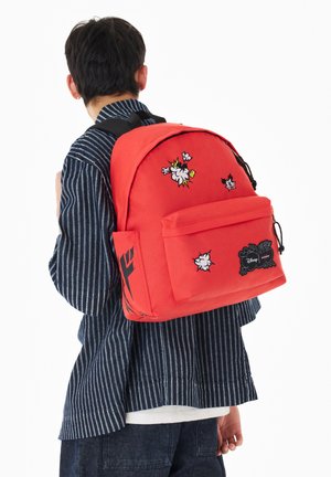Eastpak, SAC À DOS EASTPAK DAY PAK'R SPARK BLACK UNISEX - Tagesrucksack - mickey patch