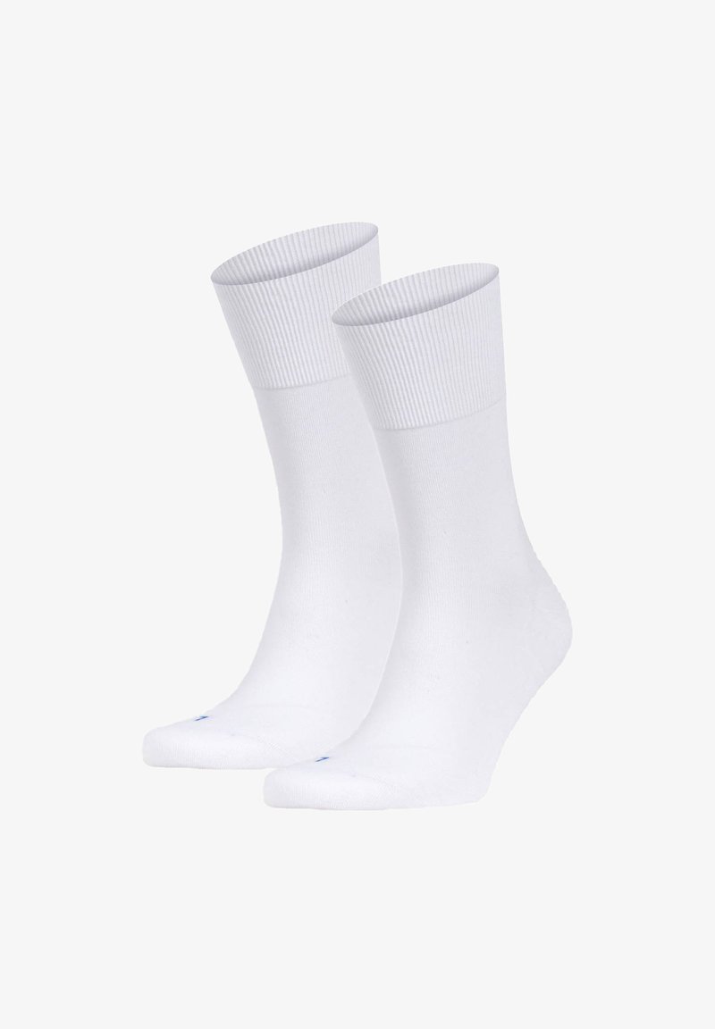 Weiße Baumwollsocken mit gerippten Bündchen, glatter Textur und hellblauen Akzenten im Bereich der Zehen. Design in standardmäßiger Crew-Länge.