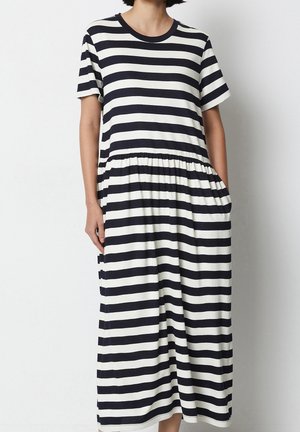 Marc O'Polo DENIM Robe en jersey - white