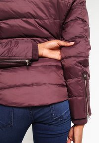 Esprit Dunjakker - bordeaux
