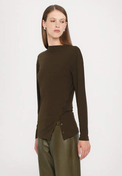 CLOSED SERANDON - Pantaloni di pelle - marsh green