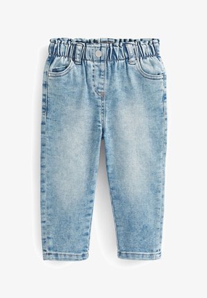 Jeans di denim per bambini azzurri chiari con vita elastica, bottone frontale, due tasche anteriori e dettagli sbiaditi.