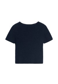 Maglietta a maniche corte in maglia di un intenso blu navy, con scollo rotondo e texture a coste. Forma classica e squadrata, spalle senza cuciture e bordi puliti.
