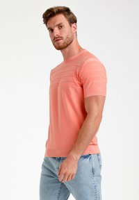 Gabbiano ROUND NECK  - Marškinėliai su spaudiniu - light coral