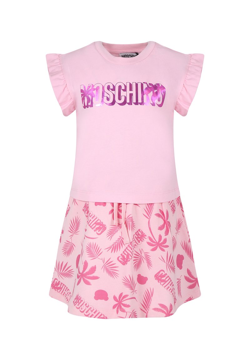 Abito rosa con parte superiore liscia e maniche a volant, gonna stampata decorata con foglie di palma e logo metallico del marchio sul petto.
