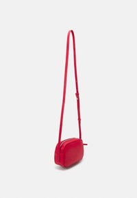 HUGO CHRIS CROSSBODY - Keresztpántos táska - red