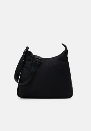 Filippa K Schoudertas - black
