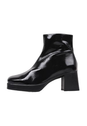 Botines con plataforma - black