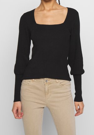Sweter