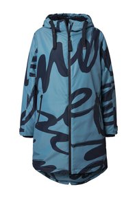 Parka blu resistente all'acqua con motivi astratti scuri, cappuccio, maniche lunghe, zip frontale e tasche laterali. Texture liscia e lunghezza fino a metà coscia.