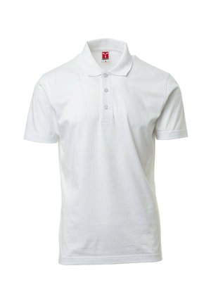 Polo blanc à manches courtes en coton, doté d'un col plat, d'une patte de boutonnage à trois boutons et d'une texture subtile.