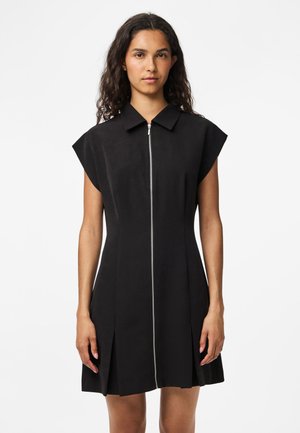 PCMORGAN SHORT ZIP DRESS  - Košilové šaty - black