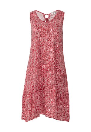 Rode mouwloze jurk met witte geometrische patronen, ronde halslijn en sleutelhole-detail op de rug. Losvallend met een uitlopende onderkant.