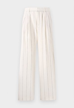 Pločaste hlače širokih nogavic v off-white tkanini z ozkimi navpičnimi sivočrnimi črtami. Imajo oprijet pas in sproščen kroj skozi noge.