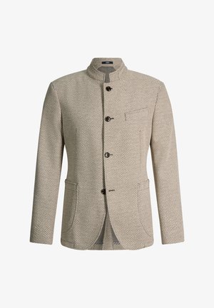 Beige getextureerd herensblazer met opstaande kraag, vier donkere knopen en drie zakken, getoond op een witte achtergrond.