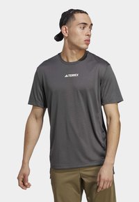 Adidas Terrex TERREX MULTI - Pamata T-krekls - black