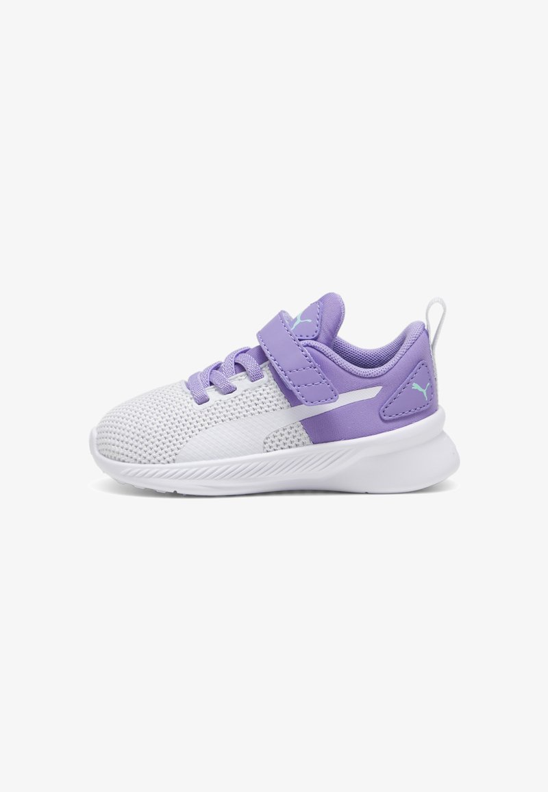 Puma FLYER - Teniși de mers sportiv - lavender alert white silver mist