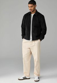Next REGULAR FIT - WITH ZIP - Giacca leggera - black