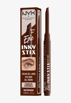 Brun NYX Epic Inky Stix mat cremegel-eyeliner med skrå spids ved siden af emballage, der viser eksempler på øjenmakeup og produktdetaljer.
