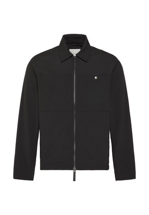 Schwarze langärmlige Jacke mit Frontreißverschluss, zwei Brusttaschen, eine mit Metallknopf, und klassischem Kragen.