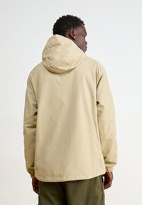 HUF UNISEX - Soft shell striukė - putty