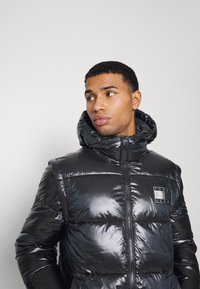 Tommy Jeans DETACHABLE LONG - Casaco de inverno - black