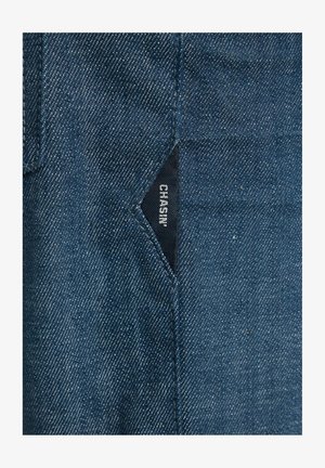 CHASIN', HELYX.S HYDRO PRO - Jeans Shorts - denim