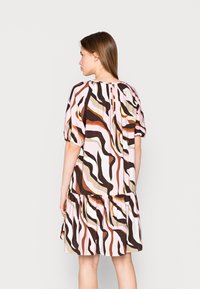 JDY JDYCAMILLE LIFE DRESS - Vestido de dia - cloud dancer