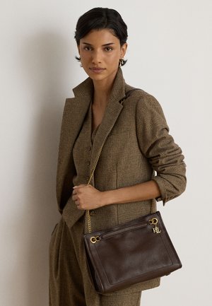 Lauren Ralph Lauren, PEBBLED LEATHER MEDIUM BRADLEY TOTE BAG - Τσάντα χιαστί - chestnut brown