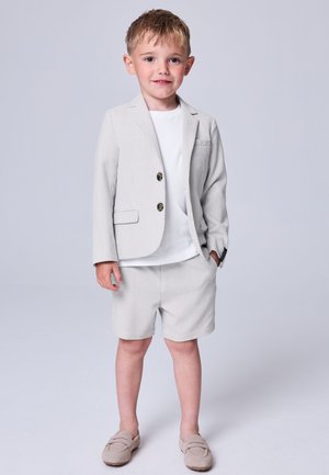 Baker by Ted Baker, REGULAR FIT - WHITE/BLUE SEERSUCKER TEXTURED SUIT JACKET AND SHORTS SET . - Shorts - white blue