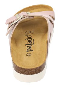 Infradito leggeri rosa chiaro con due cinturini regolabili, soletta in sughero e suola in gomma bianca. Presenta il logo "palado" stampato sulla soletta.