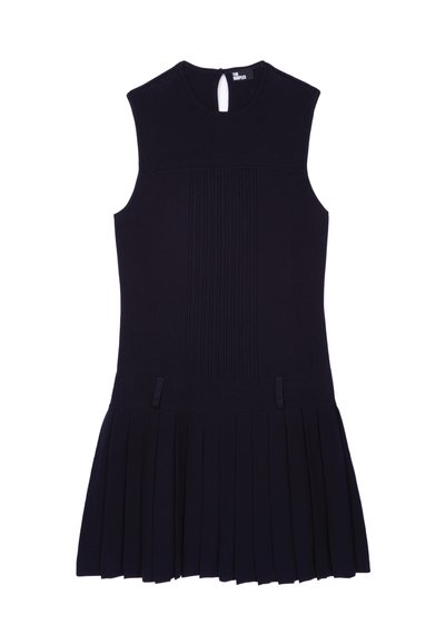 Vestito senza maniche blu navy con corpetto aderente, gonna plissettata e dettaglio a occhiello sulla schiena. Realizzato in tessuto a maglia liscio ed elasticizzato.