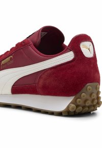 Puma EASY RIDER  - Sneakers basse - intense red white