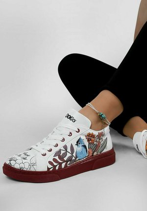Dogo Sneaker low - weiß
