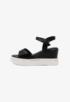 ALV by Alviero Martini Sandalen met plateauzool - black