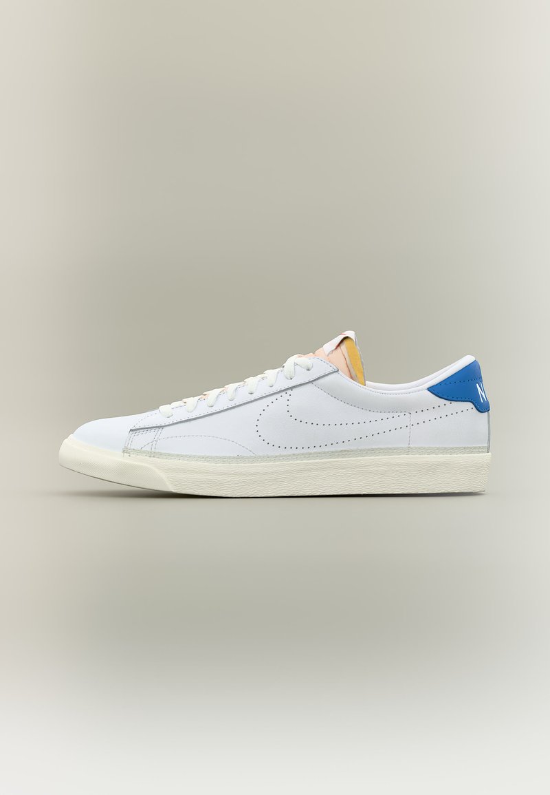 TENNIS CLASSIC SMASH white/light photo blue/team orange/black/sail/white