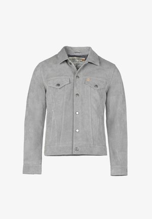 Jachetă gri din piele întoarsă cu mâneci lungi, buzunare frontale cu clapete și nasturi metalici. Textură netedă și croială ajustată.