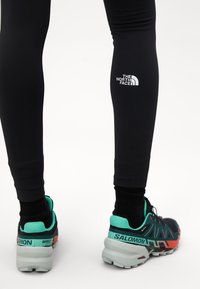 The North Face FLEX WARM TIGHT - Leggings - black