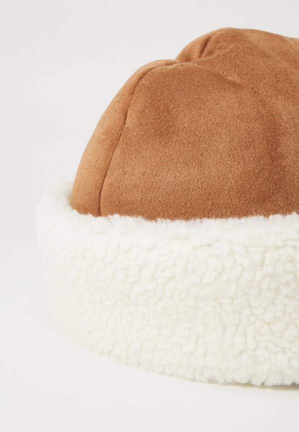 GINSBURG HAT UNISEX - Beanie4