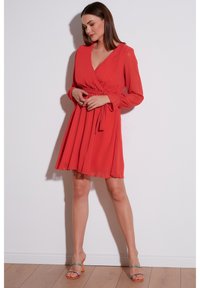 LELA MINI  - Cocktailkleid/festliches Kleid - orange