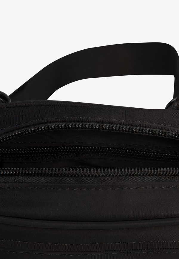 JAW ALPHA CAMERA BAG - Cross body bag2